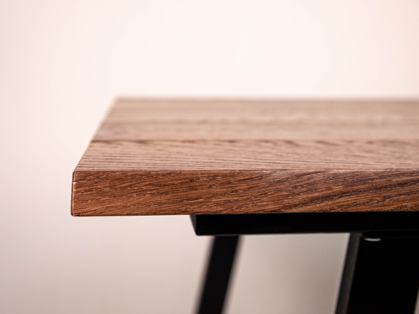 Стол дубовый с металлическим основанием Woodson 1100*700